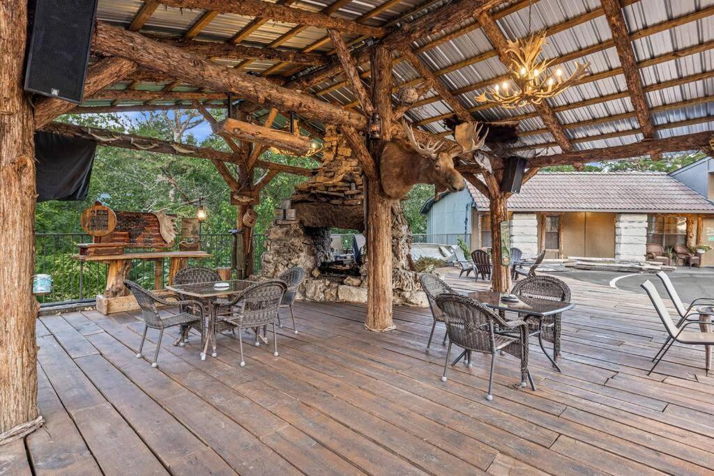 Stonegate Lodge King Bed Wifi Roku Tv Salt Water Pool Room #203 尤里卡斯普林斯 外观 照片